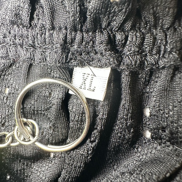 Classic Black Strapless Midi Dress - Picture 3 of 7